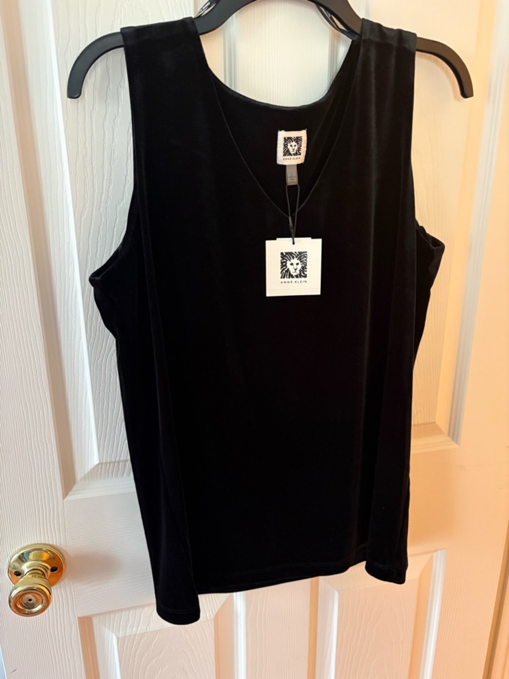 Anne Klein Black Velvet V-Neck Tank